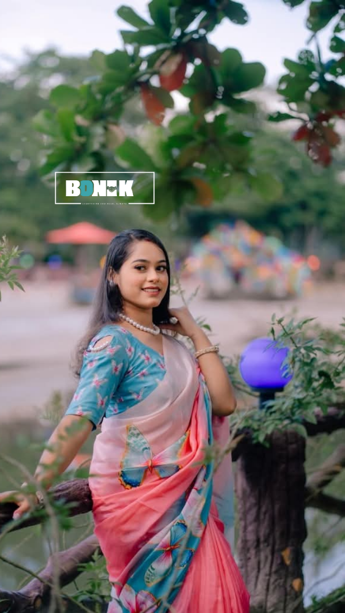 শোঞ্চরি শাড়ি (মানে—ভাসমান/উড়ন্ত প্রজাপতি, কাব্যিক শোনায়)